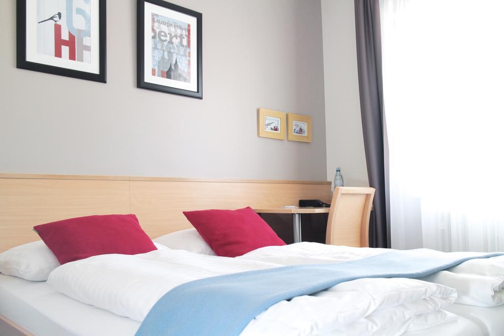 Hotel Friedrichstrasse Lampertheim Quarto foto